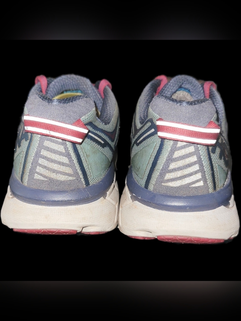 🩷 Sz 7 HOKA Clifton - Aquifer - Blue Pink - Running - Picture 6 of 8